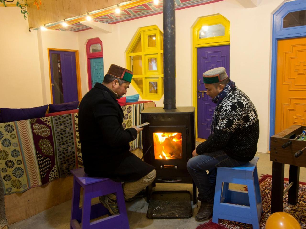 Gostops Naggar Nagar  Bagian luar foto